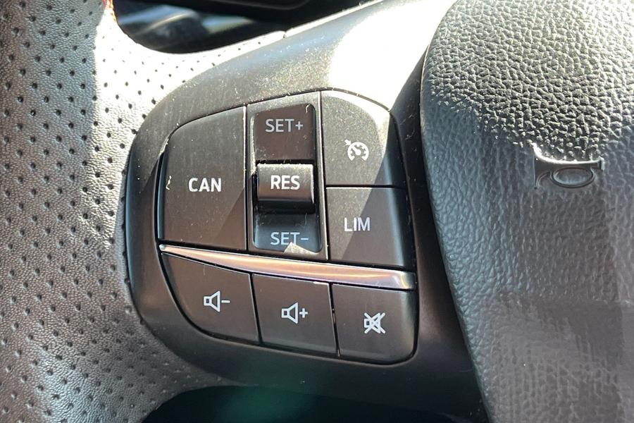 Ford FOCUS Photo autoimg-ba4c55ebb95aea3c24aeb560fcda49449bda7556.jpg