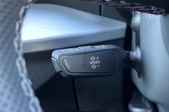 AUDI  Q2  Photo 53
