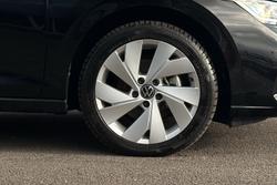 VOLKSWAGEN Golf Photo 5