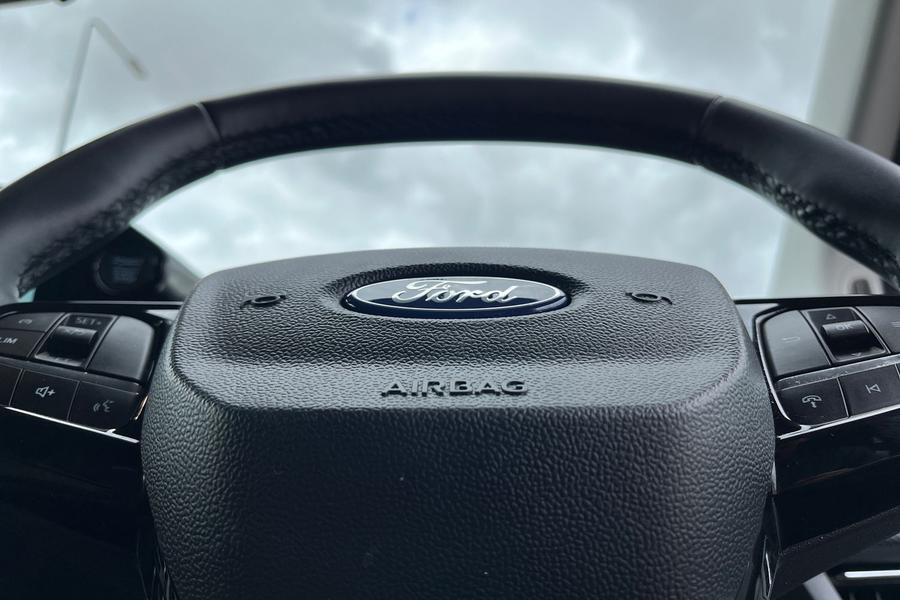 Ford TRANSIT CUSTOM Photo autoimg-ba513f79c0116d19bf29f9f7d638ef3602278909.jpg
