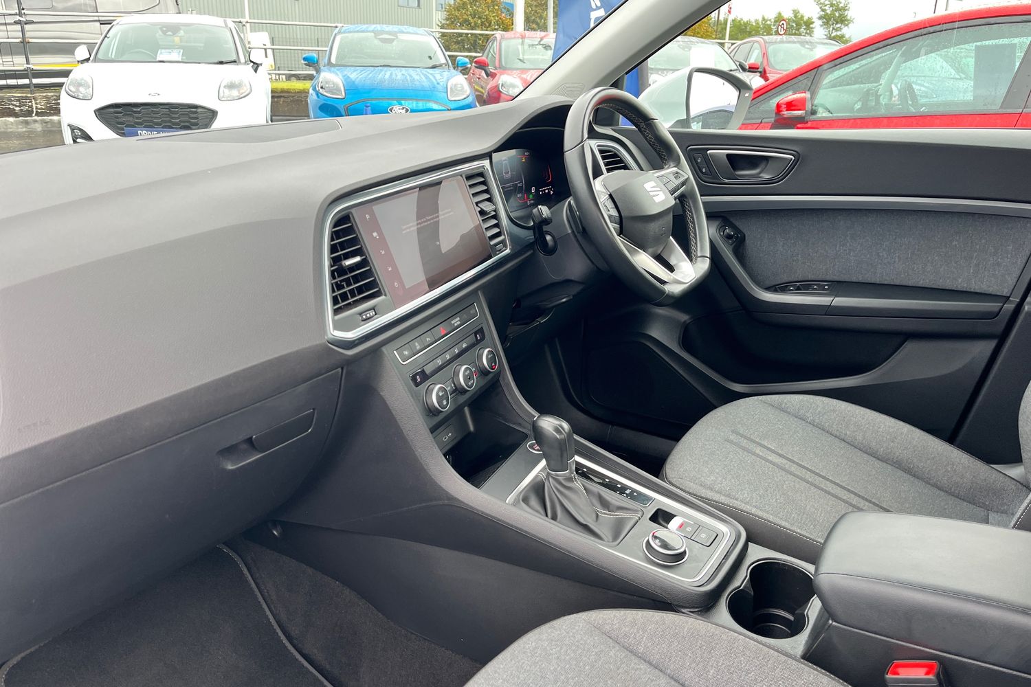 SEAT ATECA Photo 17