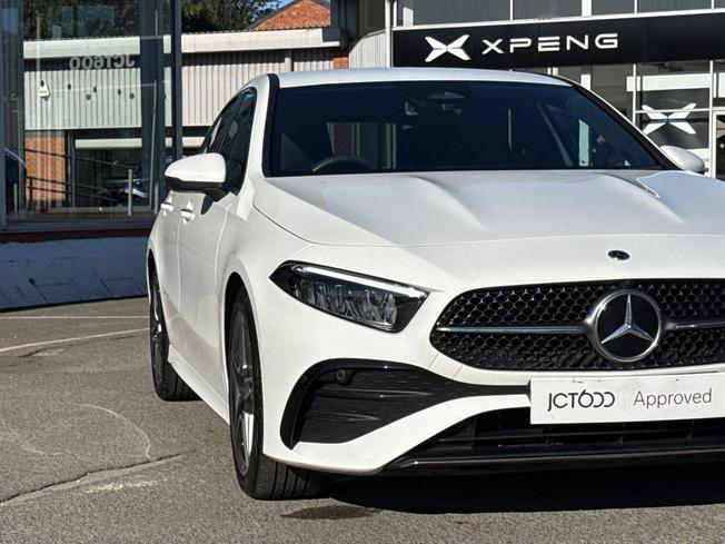 MERCEDES-BENZ A Class Photo 25