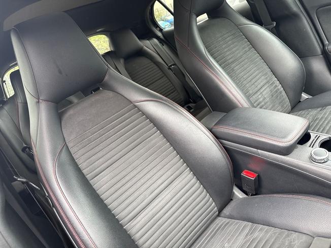 MERCEDES-BENZ Gla Photo 27