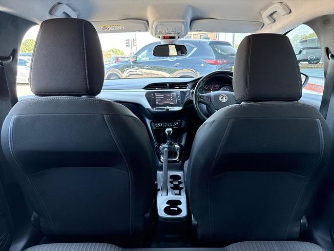 VAUXHALL Corsa Photo 39