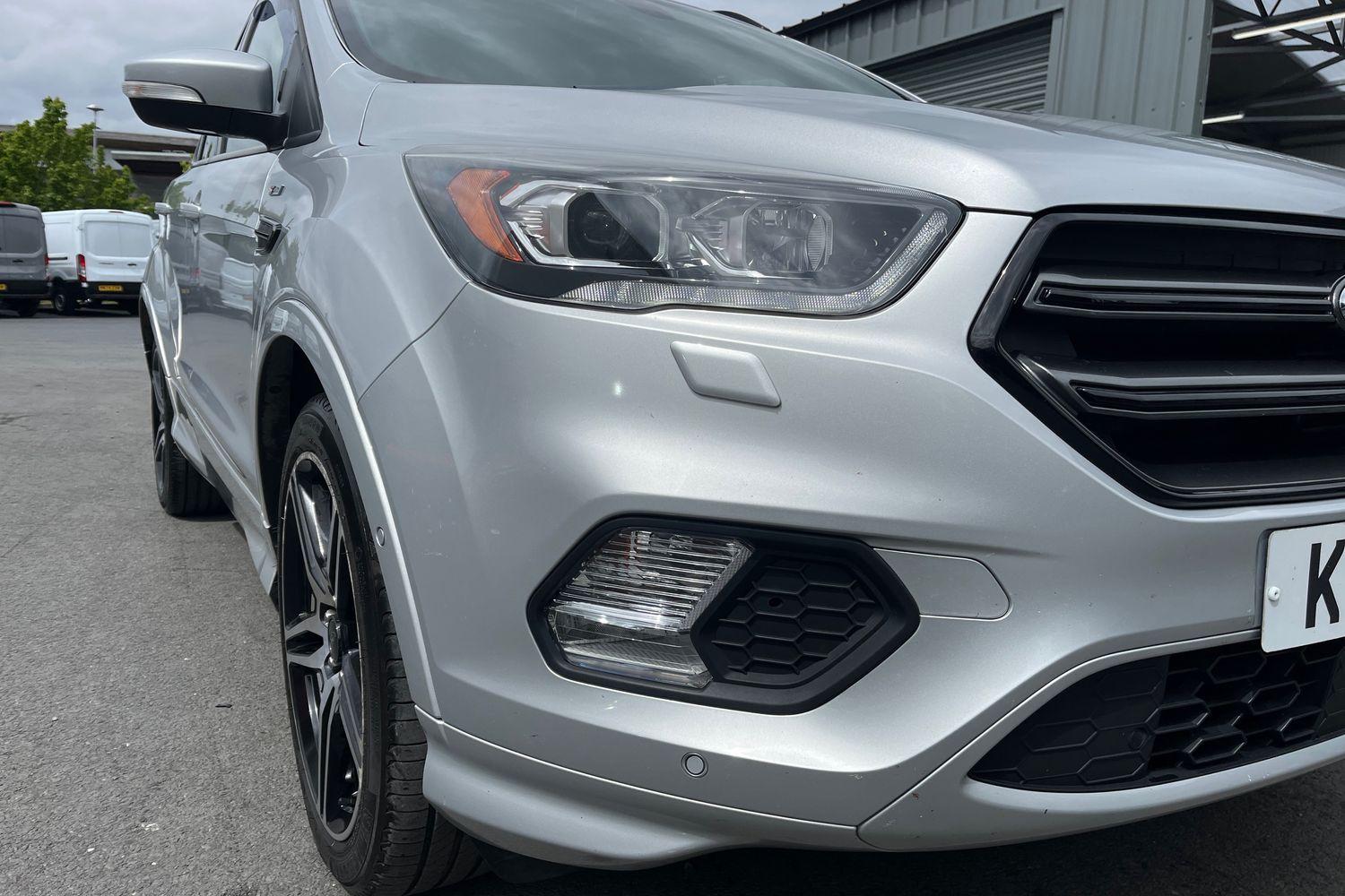 Ford KUGA Photo 22