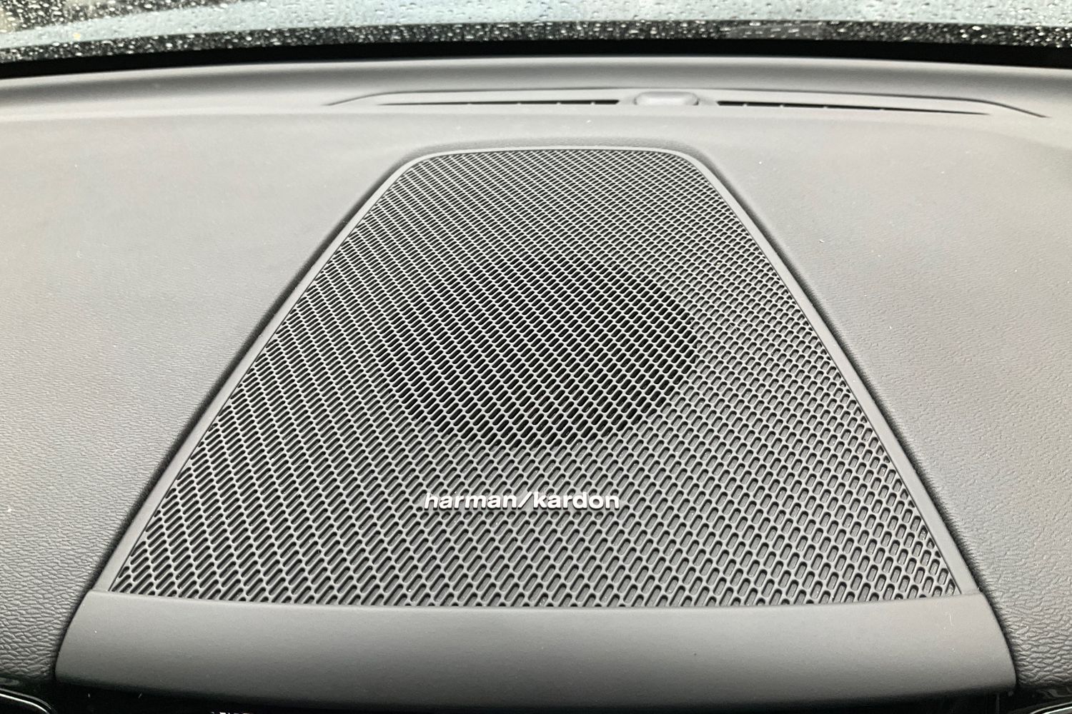 Volvo XC60 Photo 31