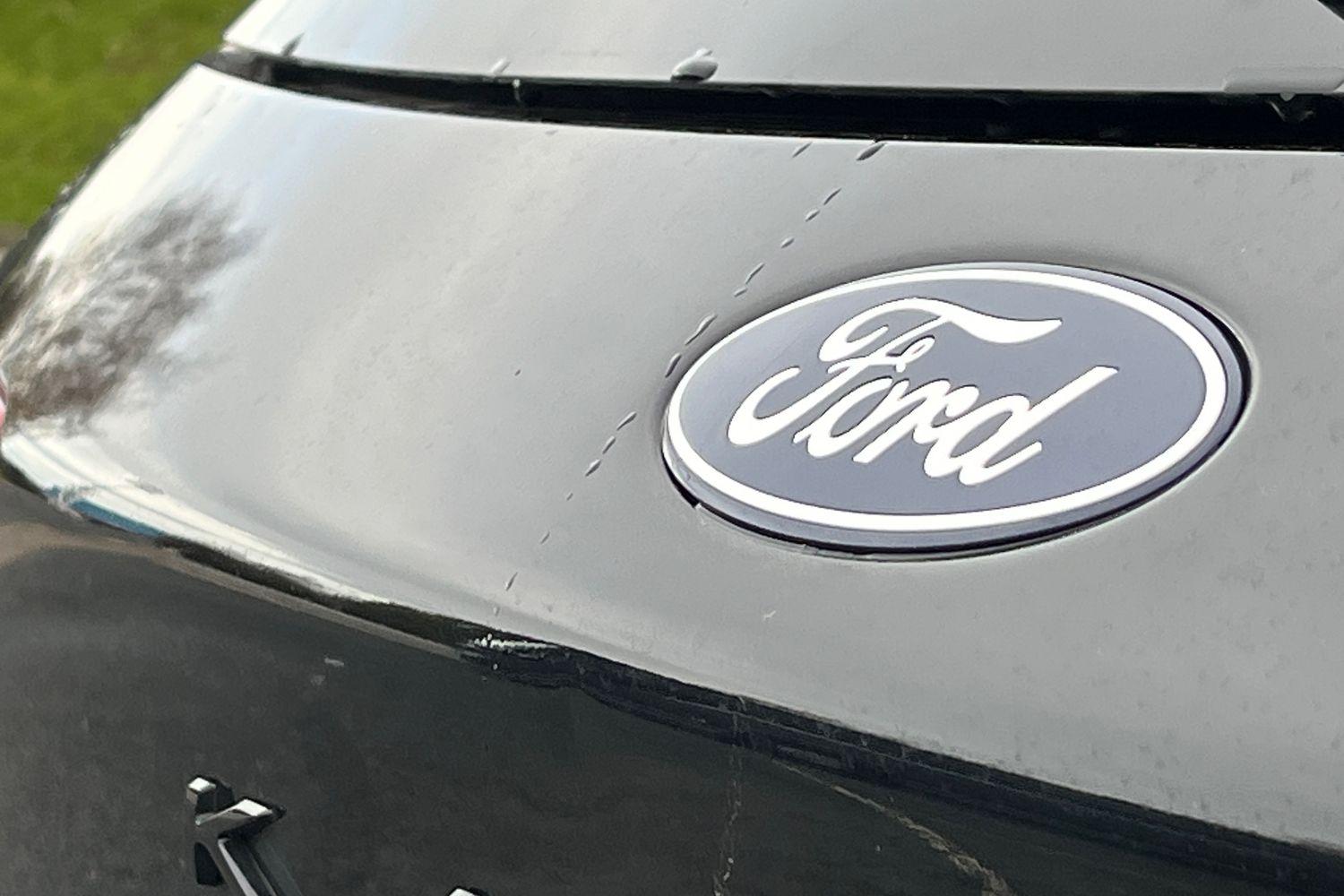 Ford KUGA Photo 39