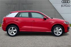 AUDI Q2 Photo 4