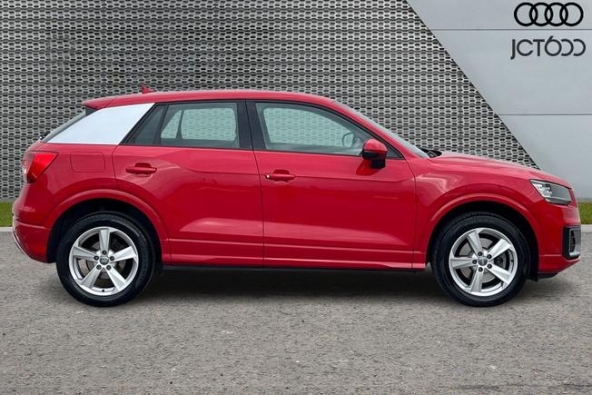 AUDI Q2 Photo 4