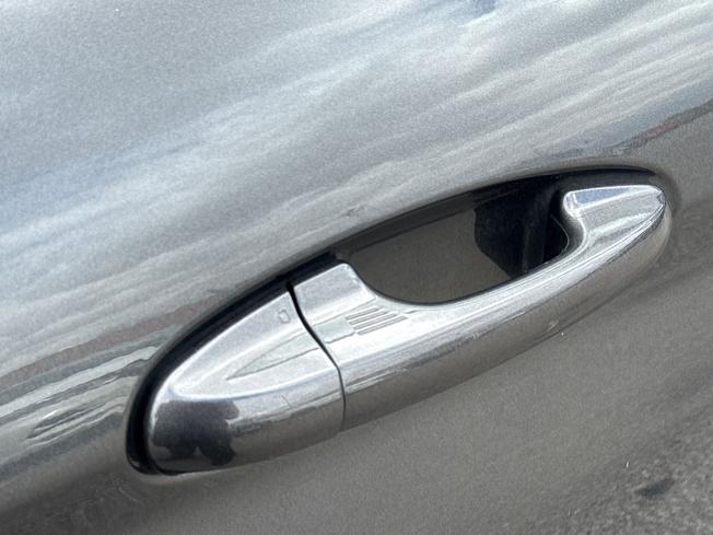 FORD Fiesta Photo 25