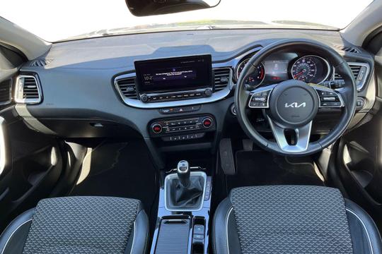 Kia XCeed Photo autoimg-ba61320fbb4494dc12e30bd188895974c7834373.jpg