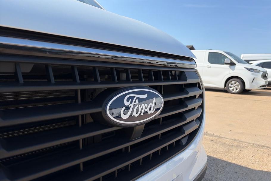 Used Ford TRANSIT CUSTOM RJ75YLD 27