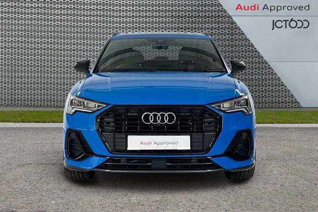 AUDI Q3 Photo 8