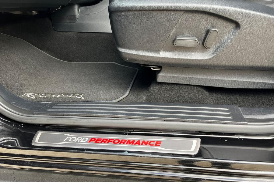 Ford RANGER Photo autoimg-ba6922988759fad70dc1386f579642546903c7fd.jpg