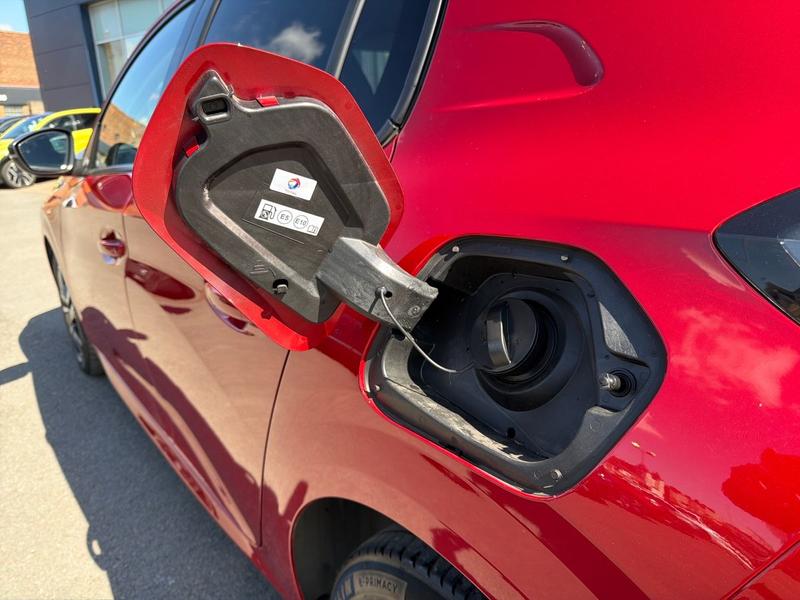 Used Peugeot 208 NU23WHE 31