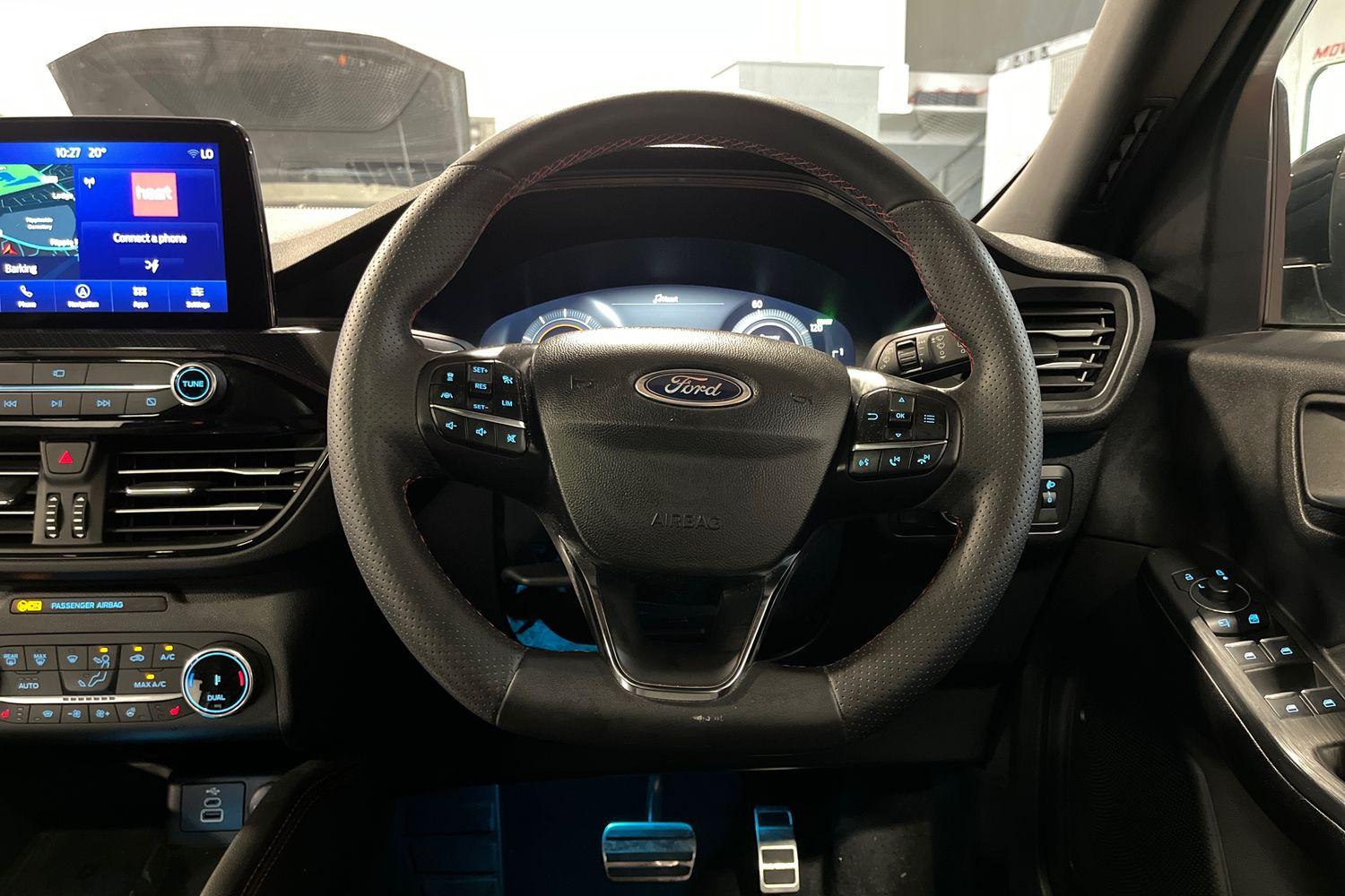 Ford KUGA Photo 11