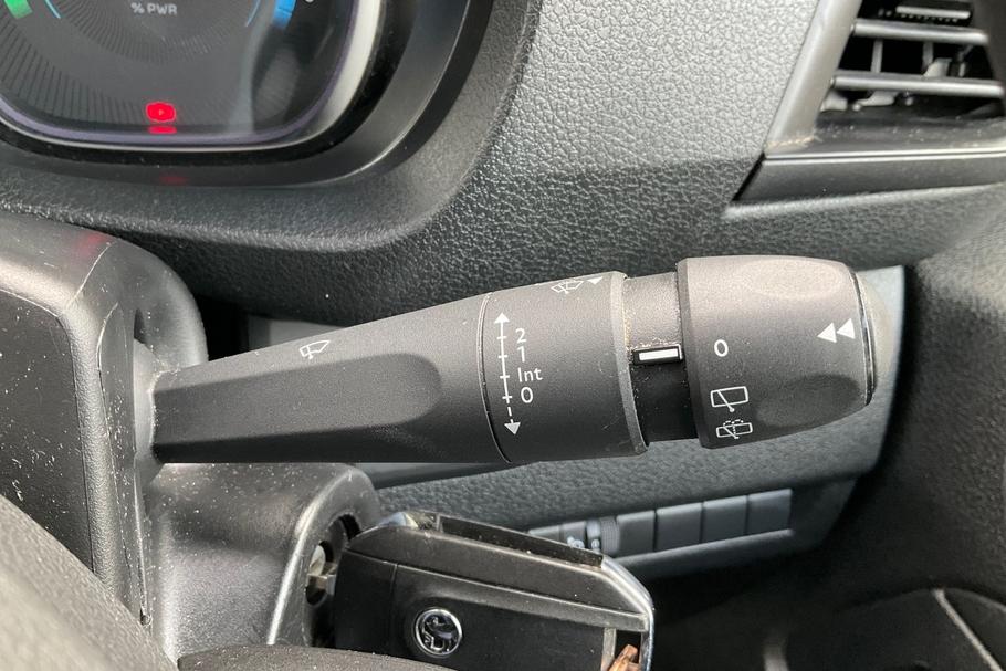 Used Vauxhall VIVARO LIFE ELECTRIC AMZ2258 27