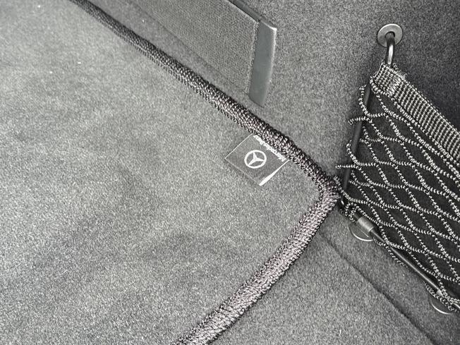 MERCEDES-BENZ GLA Photo 40