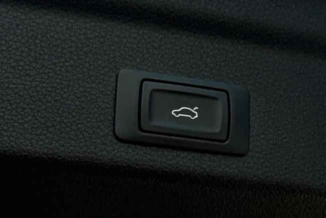 AUDI Q3 Photo 48
