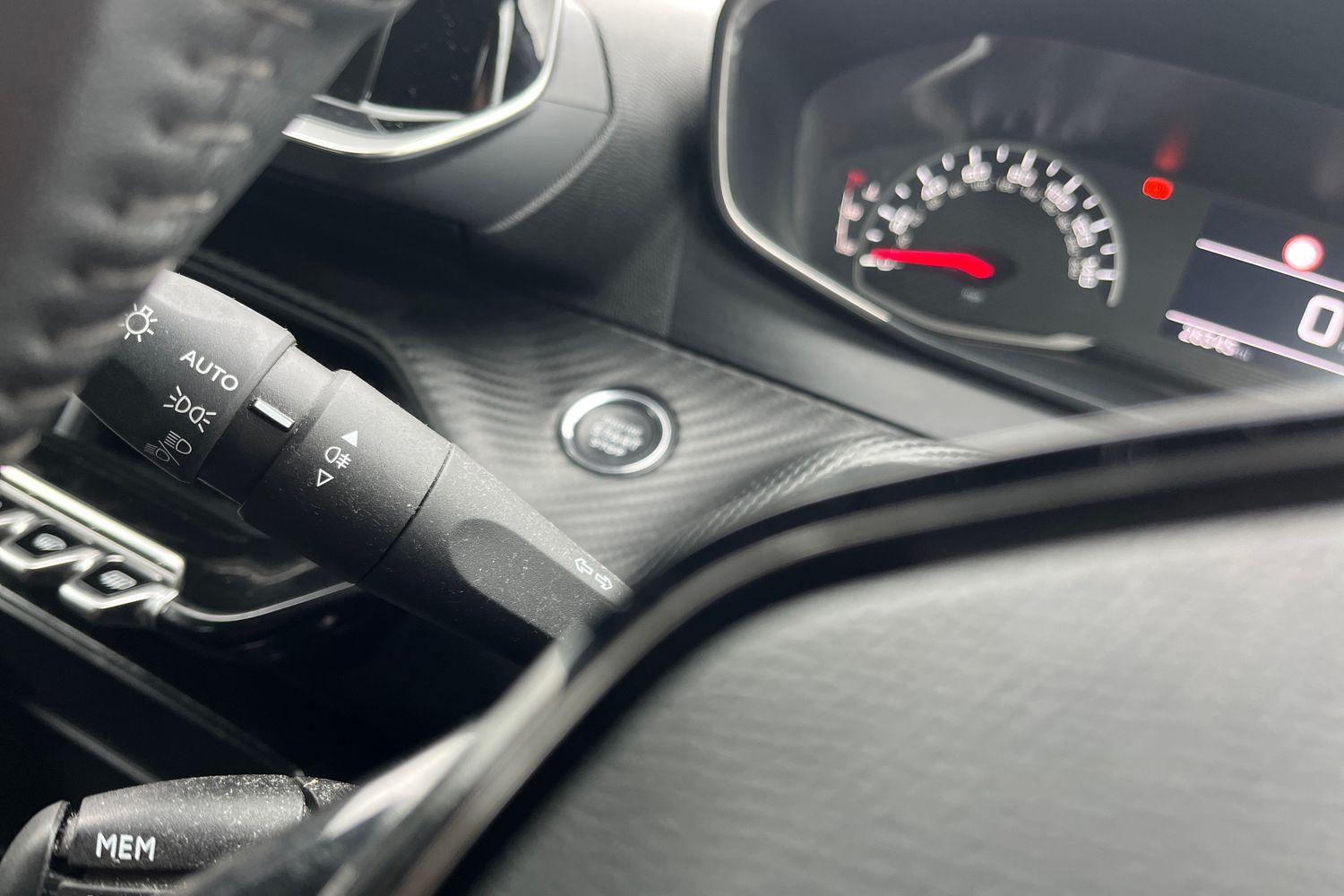 Peugeot 2008 Photo 13