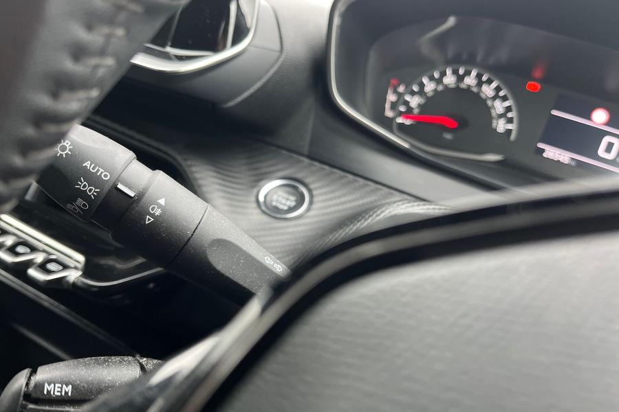 Peugeot 2008 Photo autoimg-ba7489fc66ad2ca80989c8d445f3a68a813e2b2b.jpg