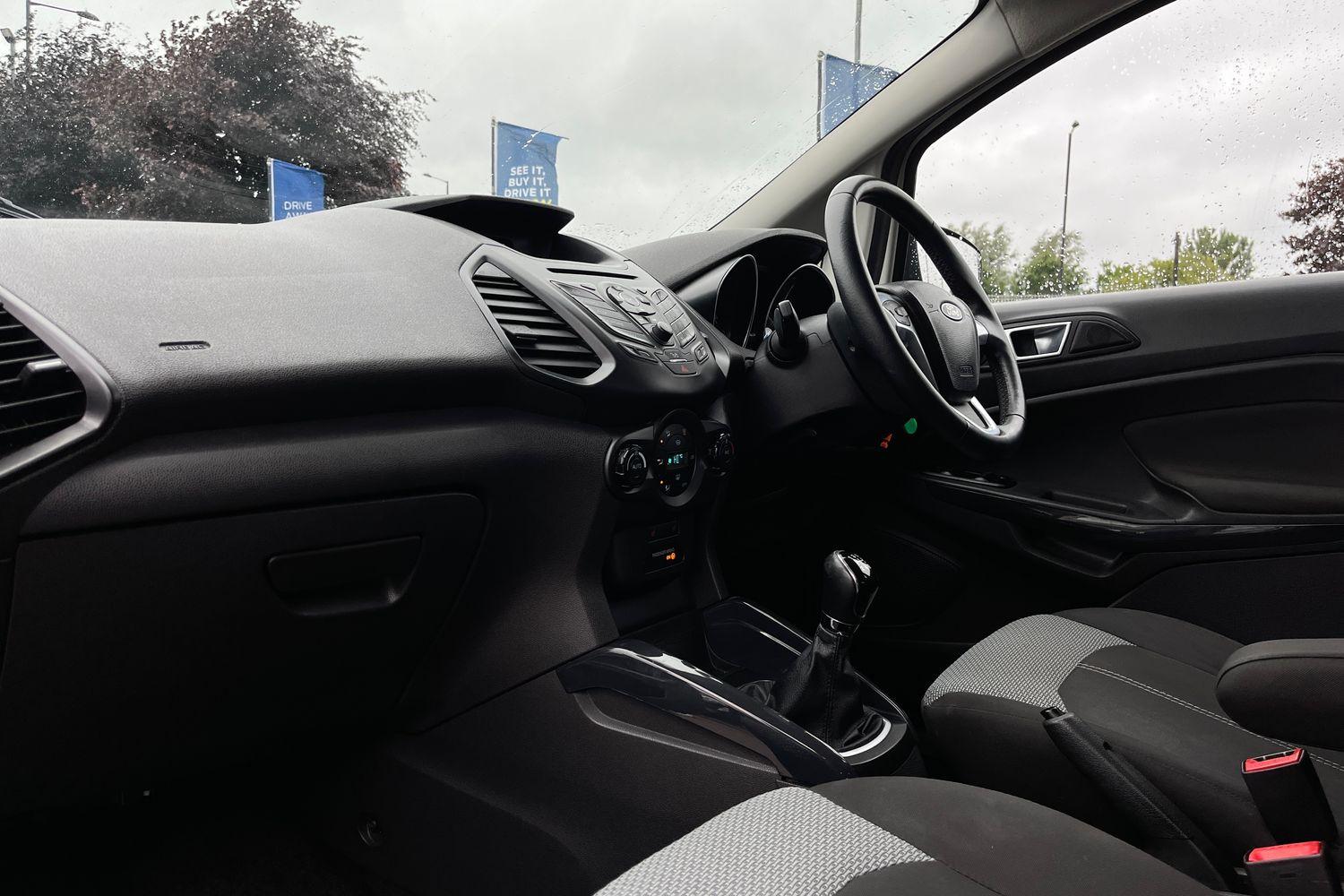 Ford EcoSport Photo 17