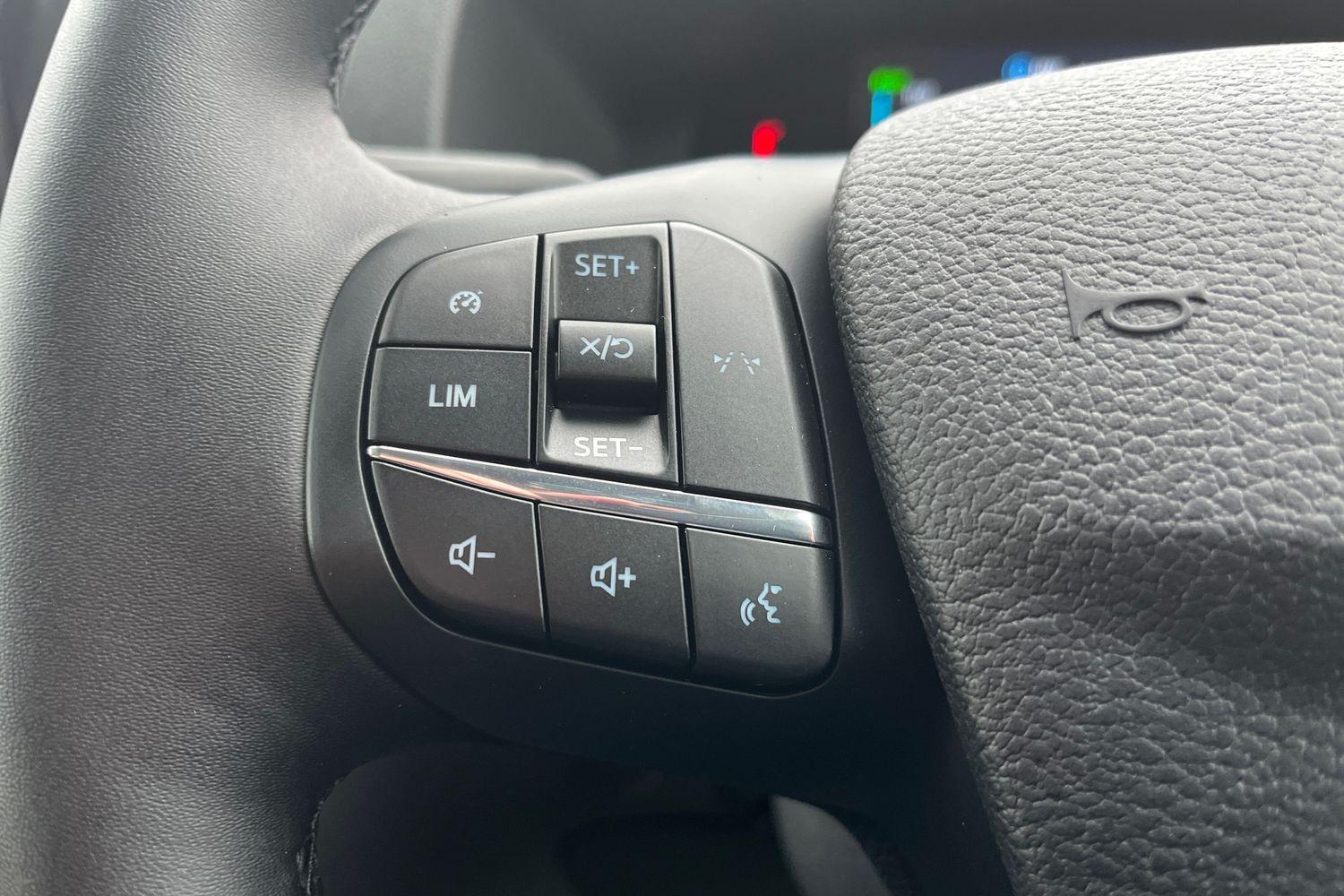 Ford E-TRANSIT Photo 29