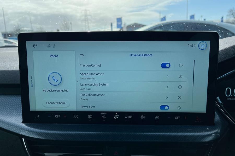 Ford Focus Photo autoimg-ba823fd99fd4174627fe3ceedbc93bb24e190a2e.jpg