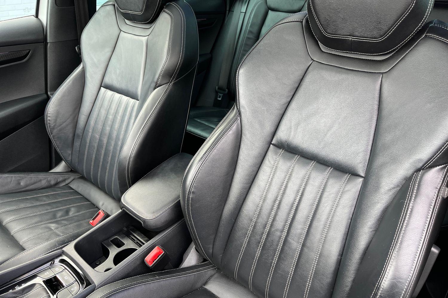 Skoda KAROQ Photo 18
