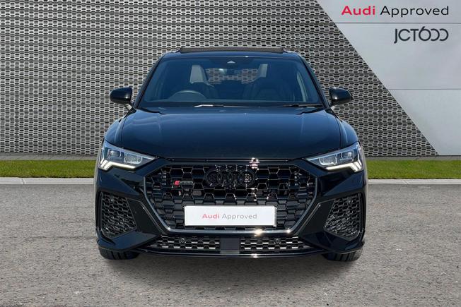 Audi RS Q3 Photo 8
