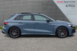 AUDI RS3 Photo 4
