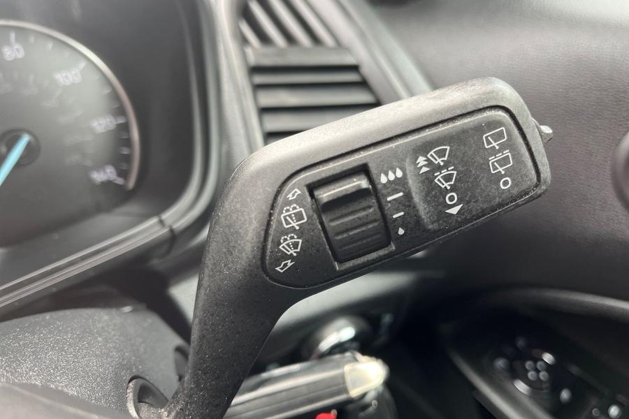 Ford ECOSPORT Photo autoimg-ba8be775a6a50513d3e08ba385a7835519b422d8.jpg