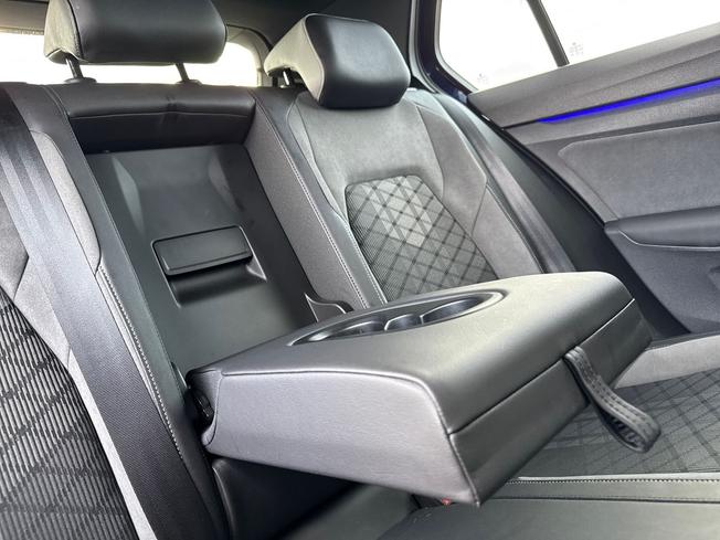 VOLKSWAGEN Golf Photo 24