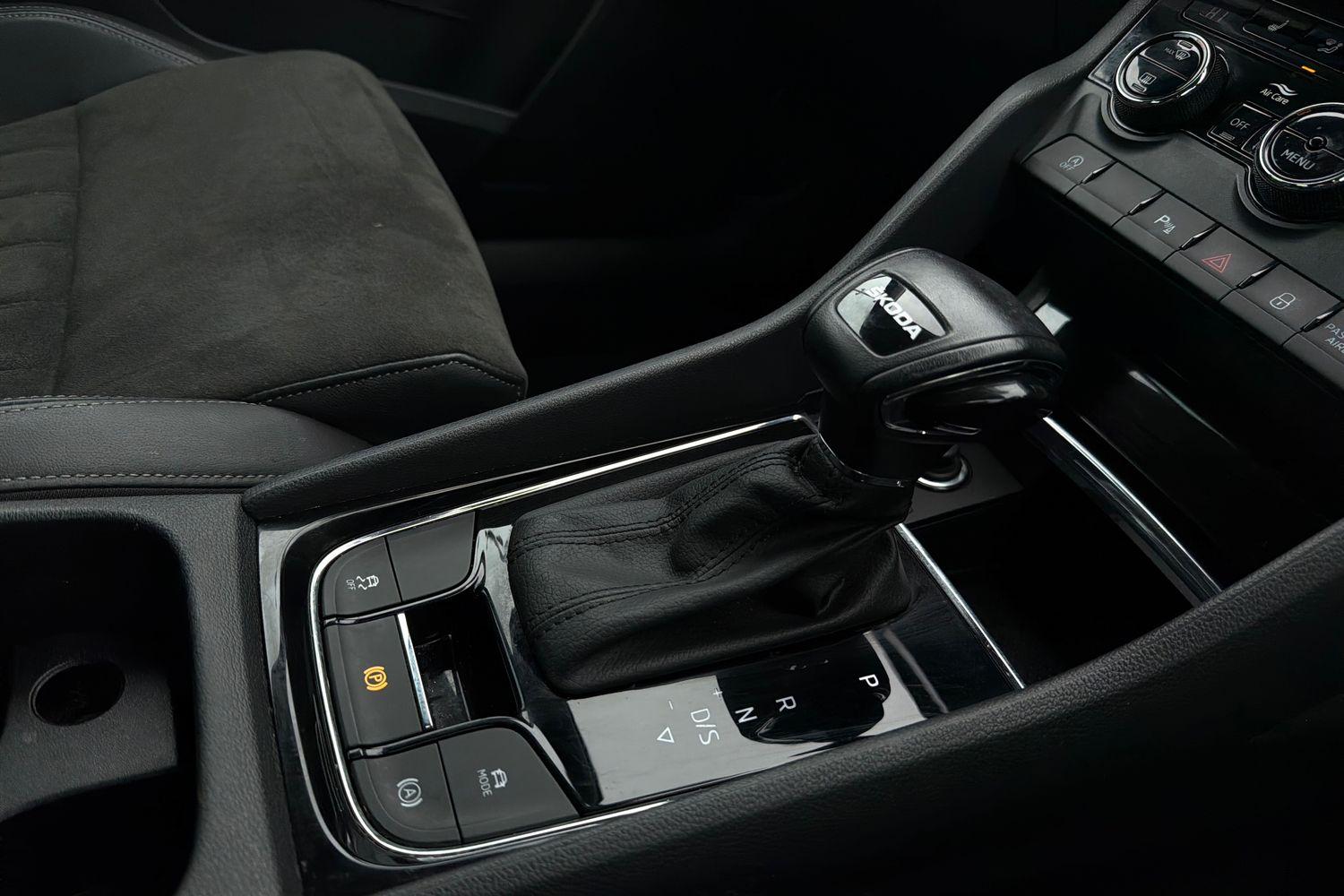 Skoda KAROQ Photo 35