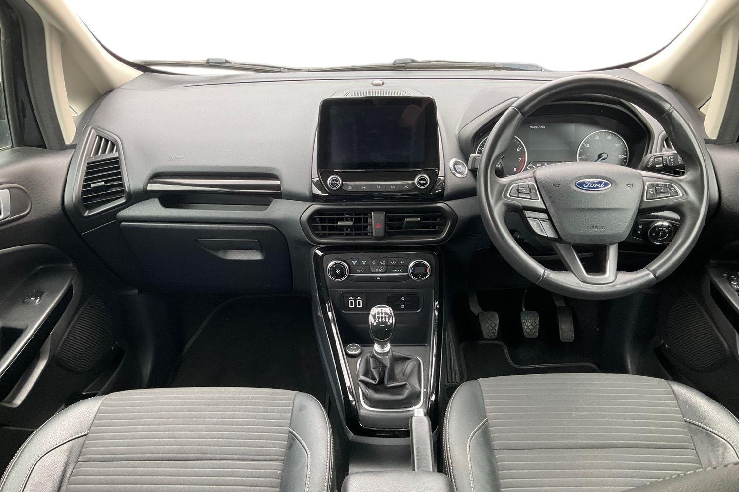Ford ECOSPORT Photo 9