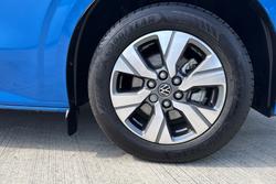 VOLKSWAGEN Transporter Photo 5