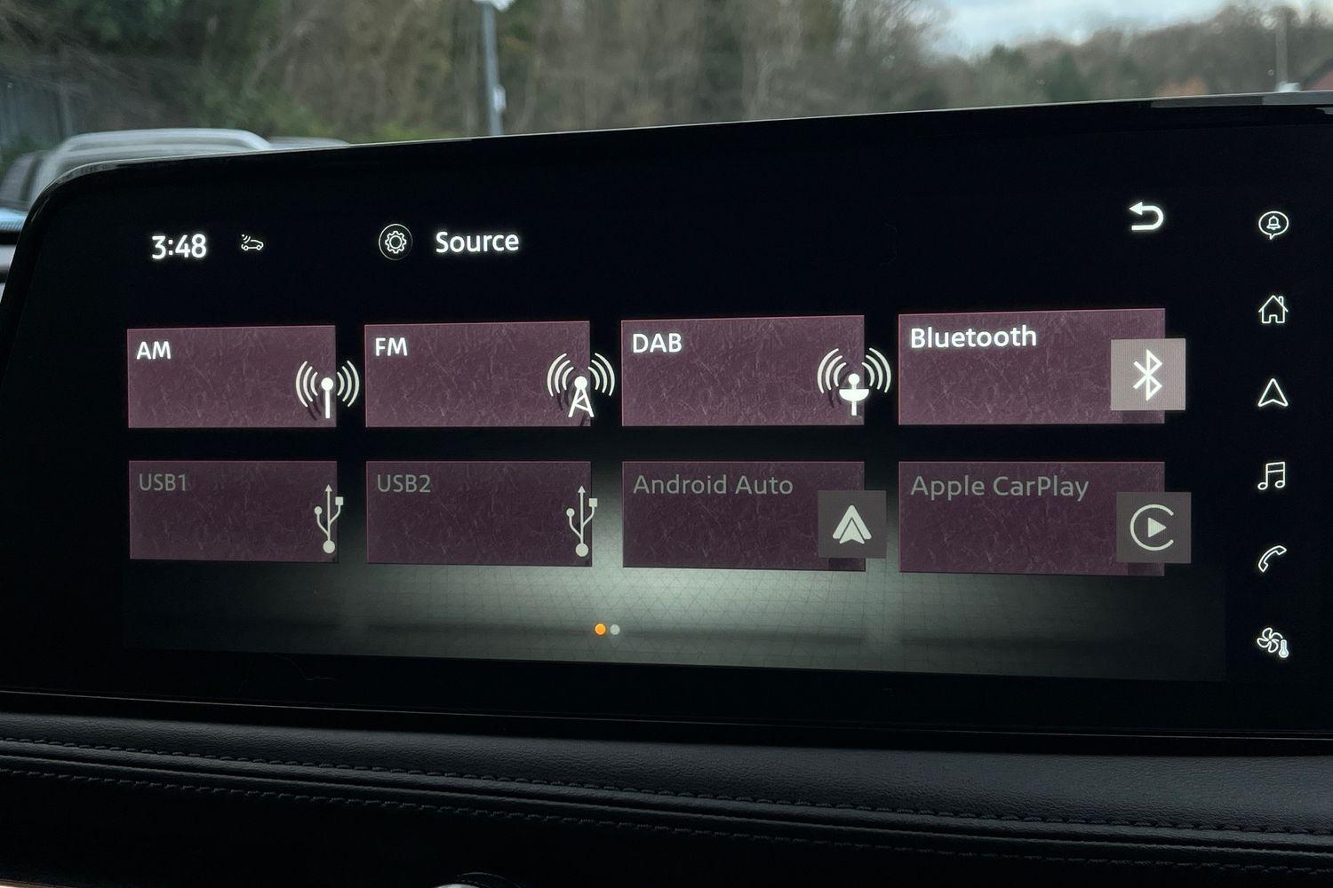 Nissan Ariya Photo 24