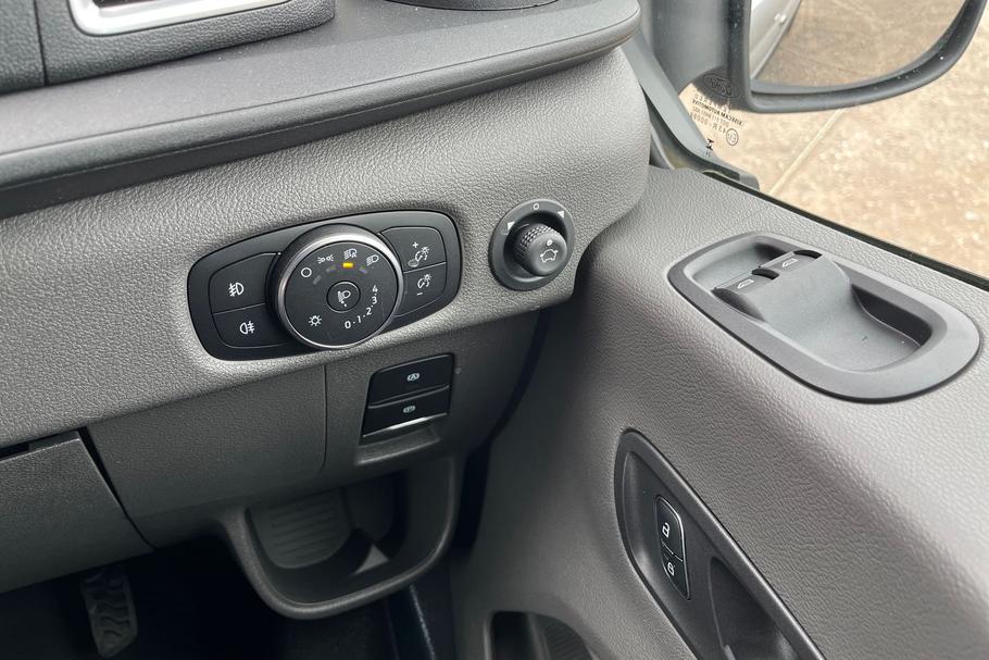 Used Ford E-TRANSIT LC75PZY 29