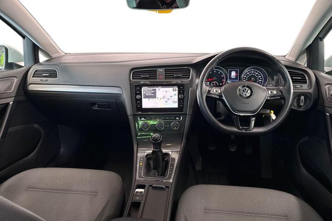 VOLKSWAGEN Golf Photo 10