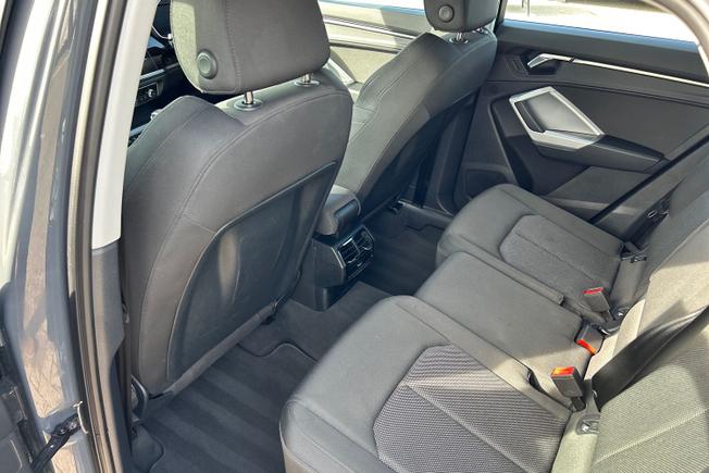 AUDI Q3 Photo 36