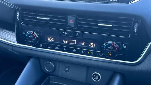 Nissan Qashqai Photo autoimg-ba9a535bd78f49edbe44242471df2568139704f6.jpg