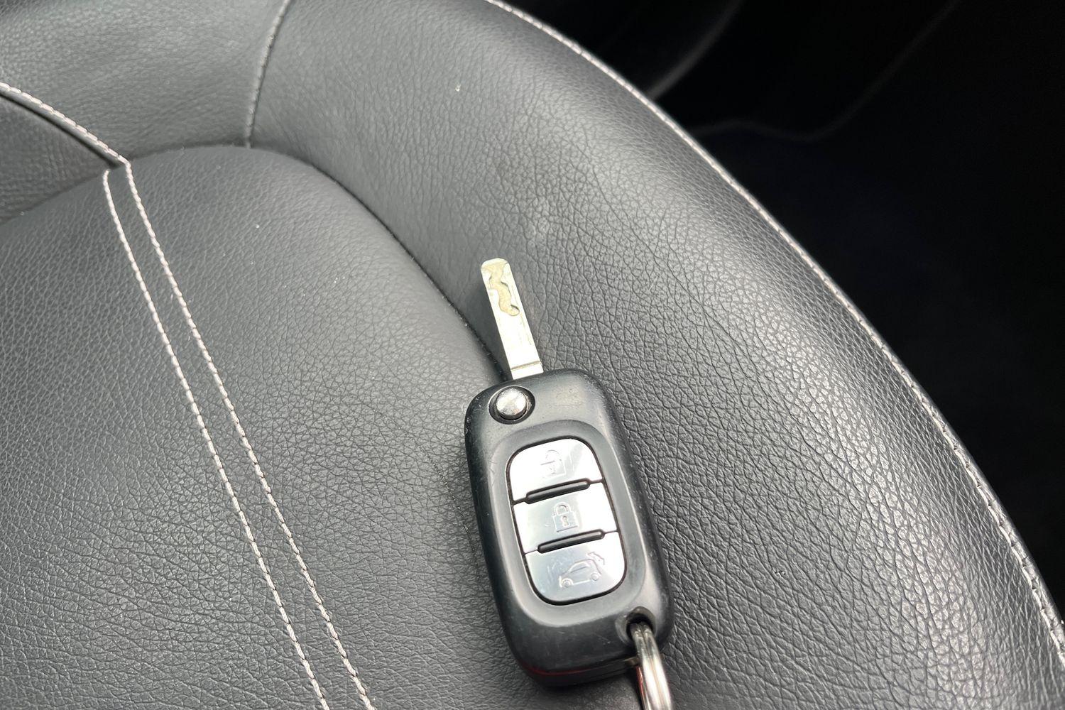smart FORTWO COUPE Photo 21
