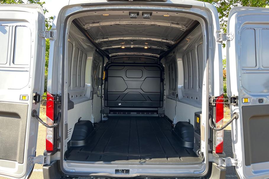 Used Ford E-TRANSIT EK75YLB 6