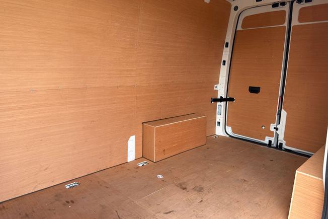Volkswagen Crafter Photo 9