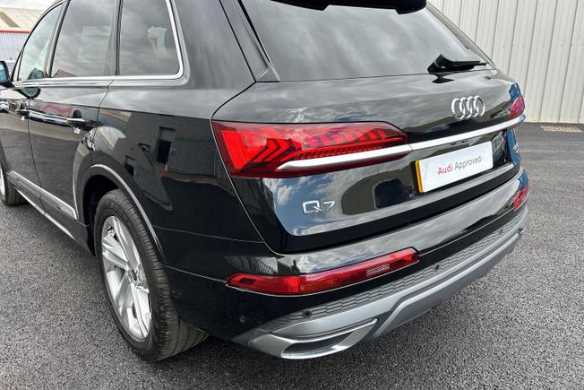 Audi Q7 Photo 31