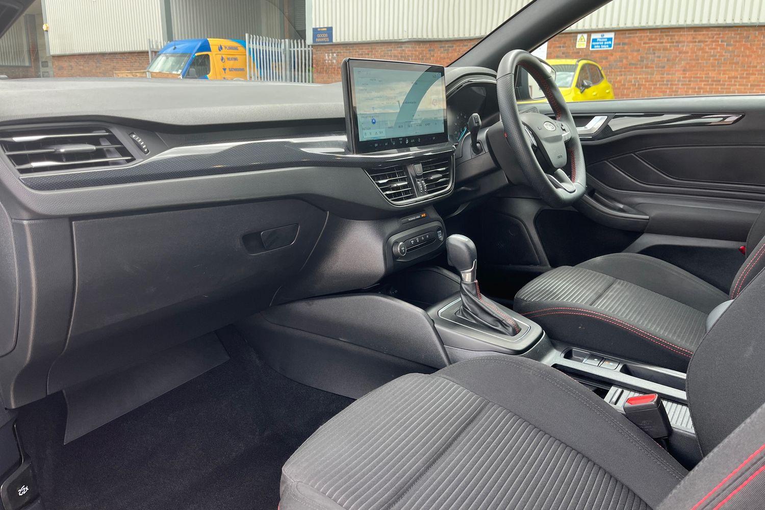 Ford Focus Photo 17