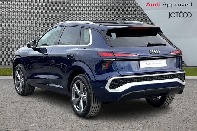AUDI Q3 Photo 3