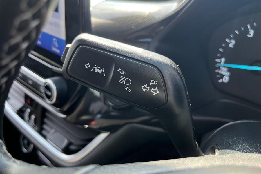 Ford PUMA Photo autoimg-bab466084bc65afde20eff6af4c864aeeb12910a.jpg