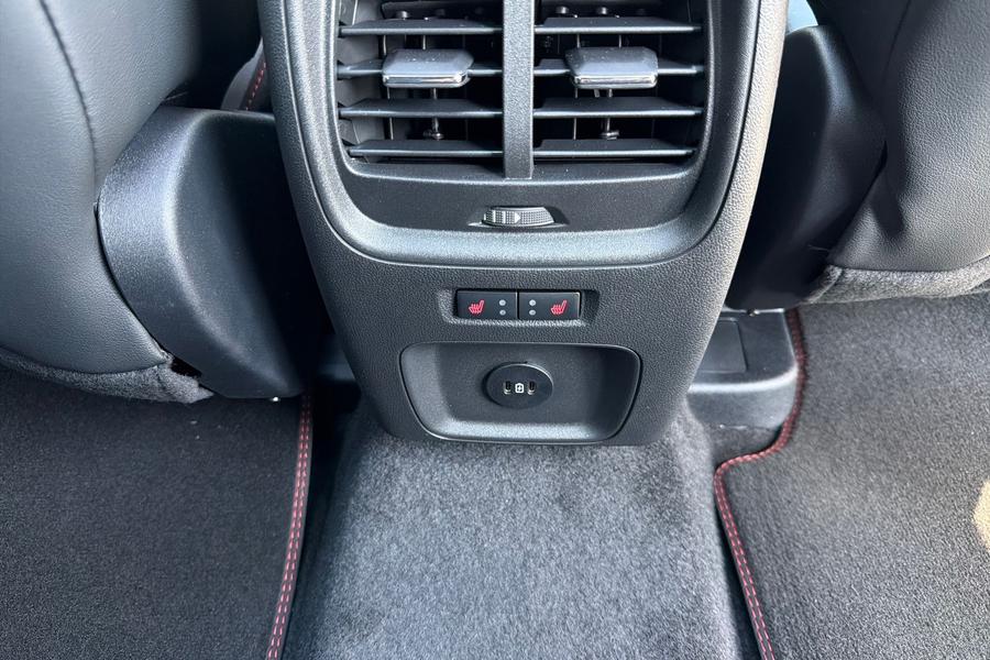 Ford Kuga Photo autoimg-bab795ce804144ffc8506132b080fabfd7f3a6b5.jpg