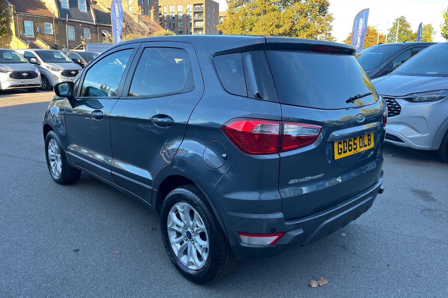 Ford ECOSPORT Photo 32